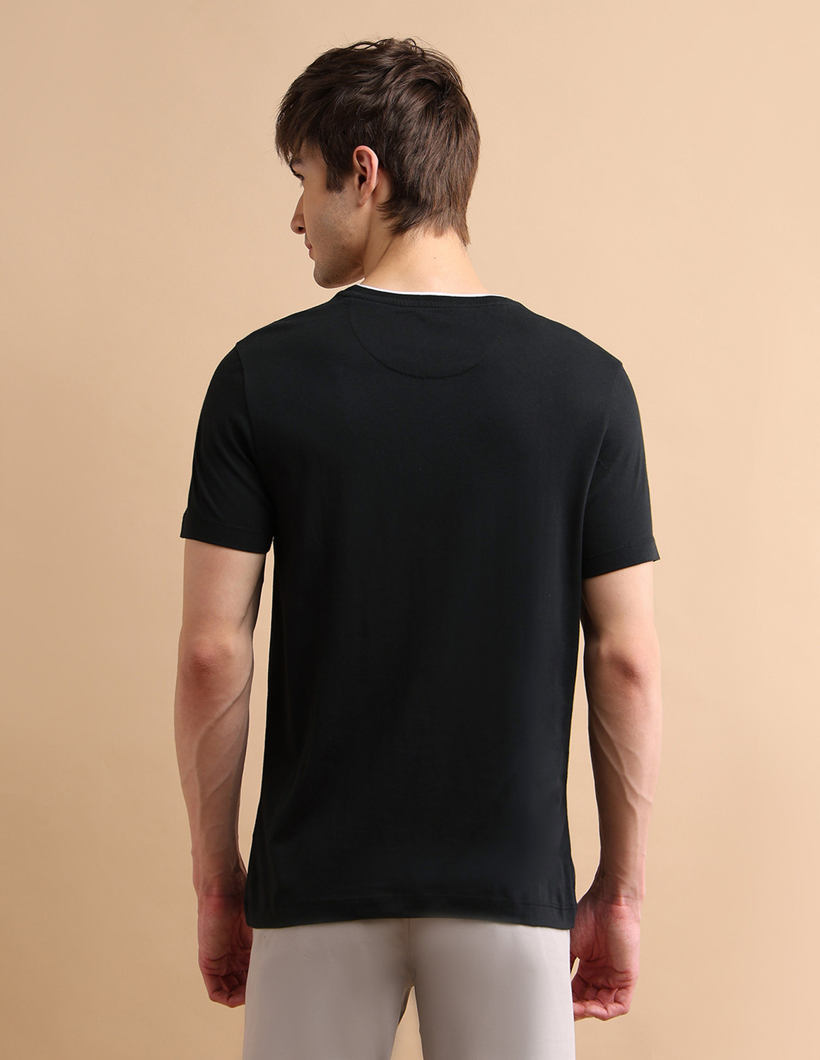 Image of U.S. Polo Assn. Denim Co. Men Solid Round Neck Cotton Blend Black T-Shirt