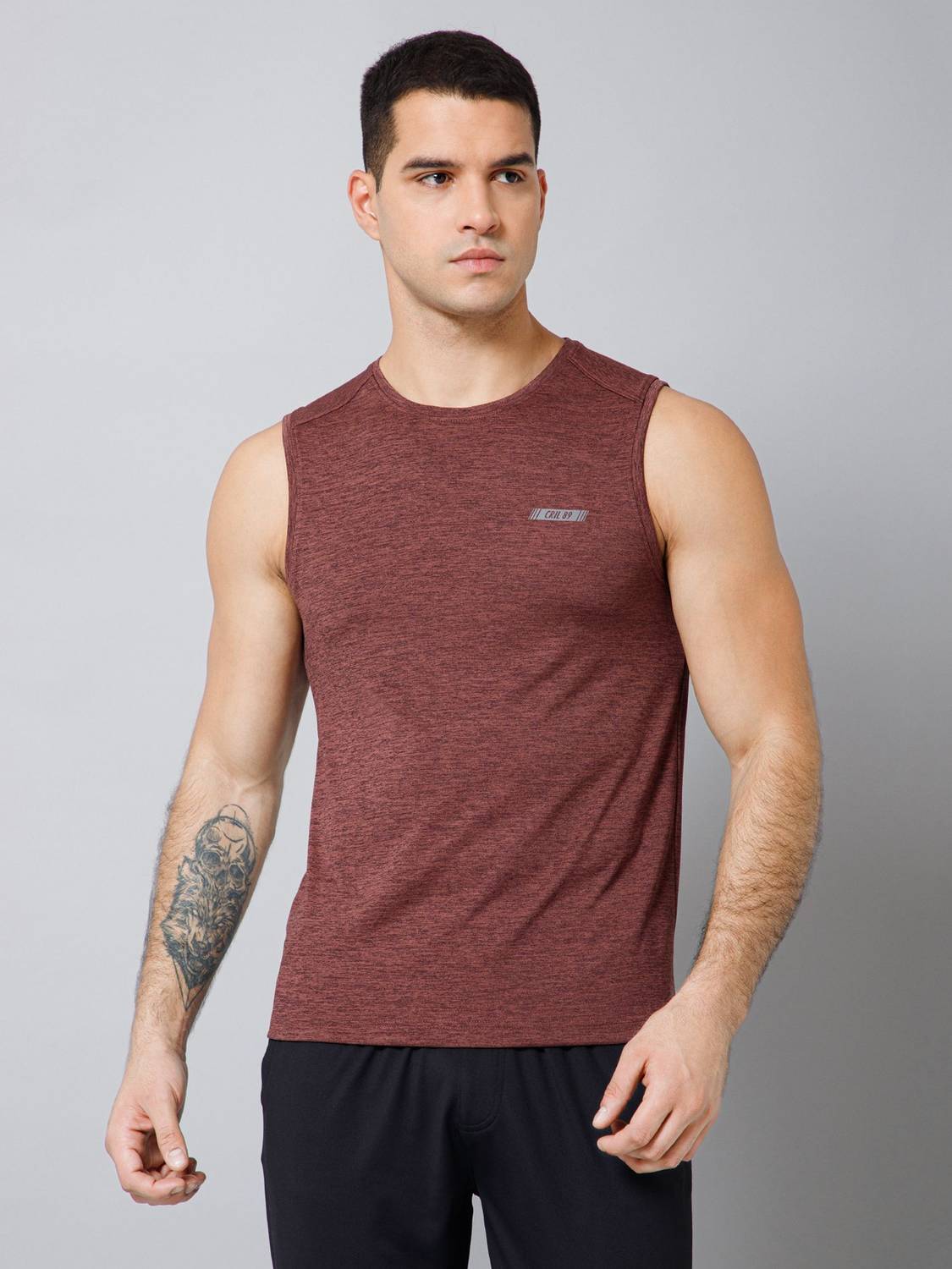 CANTABIL Solid Men Round Neck Maroon T-Shirt
