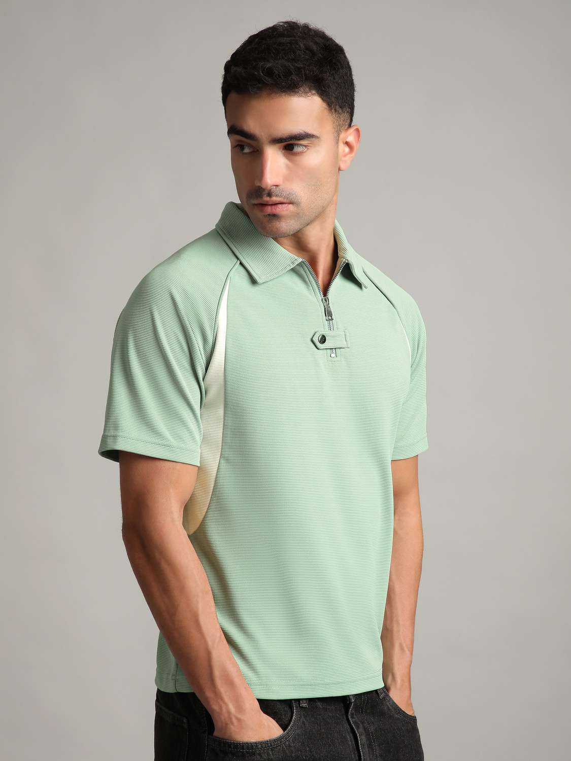 Image of BEYOUNG Solid Men Polo Neck Green T-Shirt