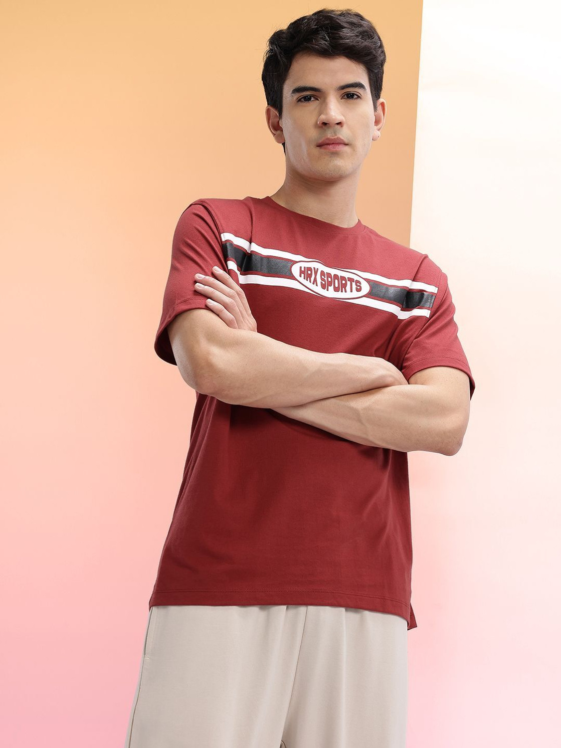 Image of HRX by Hrithik Roshan Colorblock Men Round Neck Red T-Shirt