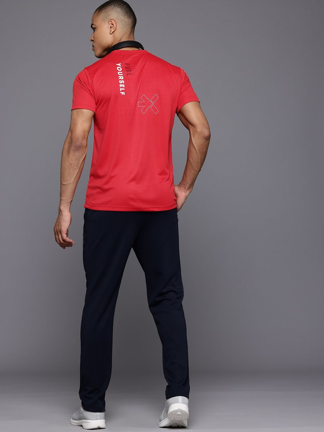 Image of HRX by Hrithik Roshan Printed Men Round Neck Red T-Shirt