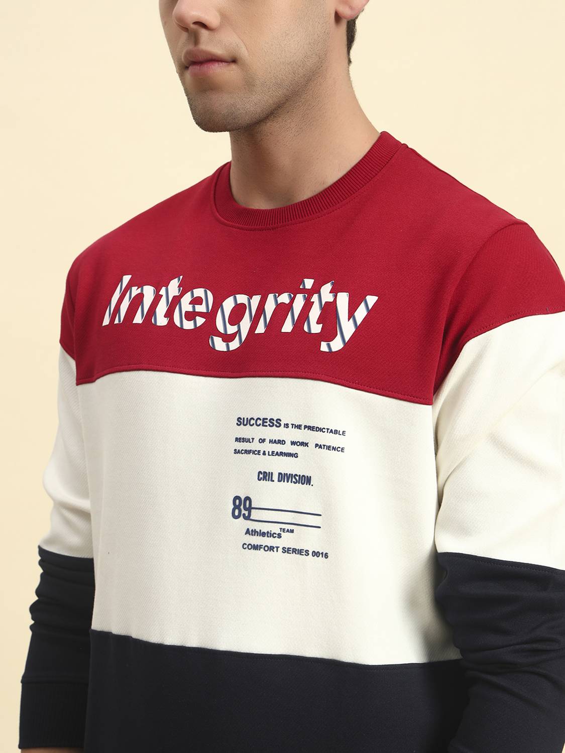 CANTABIL Men Dark Blue Round Neck T-Shirt - Image 5