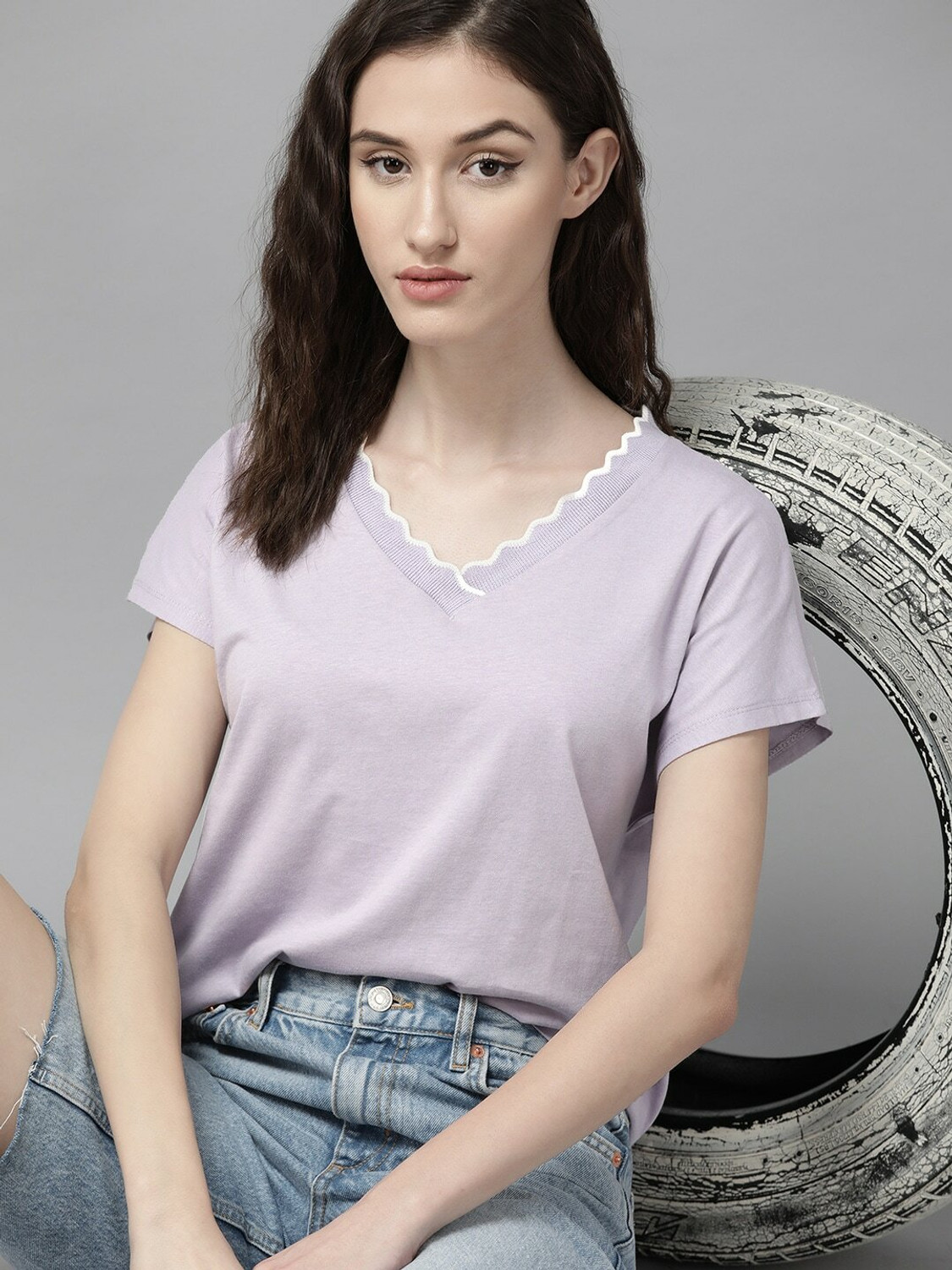 Roadster Solid Women V Neck Purple T-Shirt