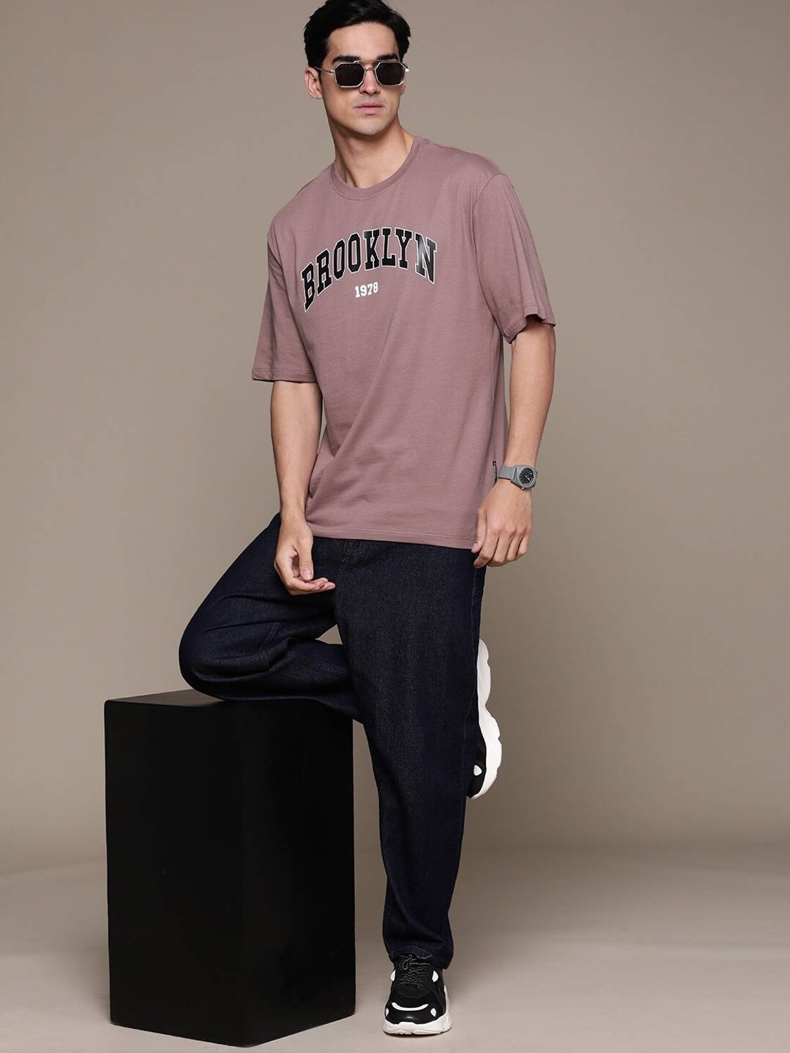 Roadster Men Typography Round Neck Pure Cotton Multicolor T-Shirt