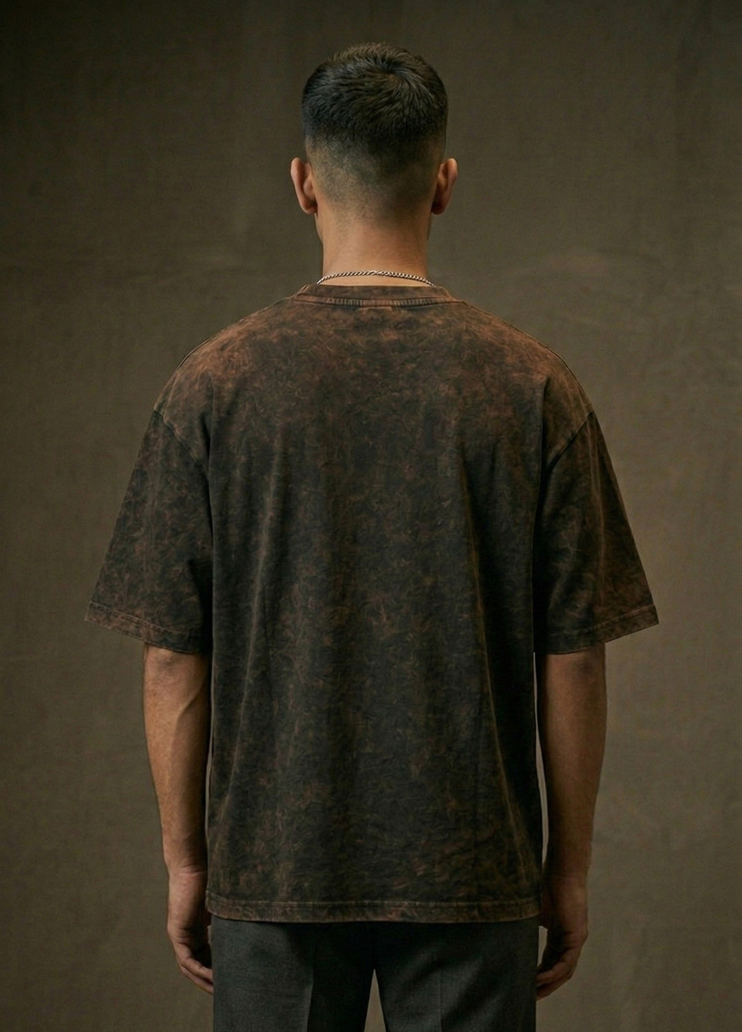 Image of Chunky Graphic Print Men Round Neck Black T-Shirt
