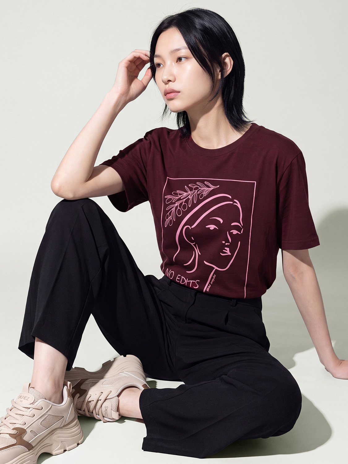 Image of MAX Printed Women Round Neck Multicolor T-Shirt