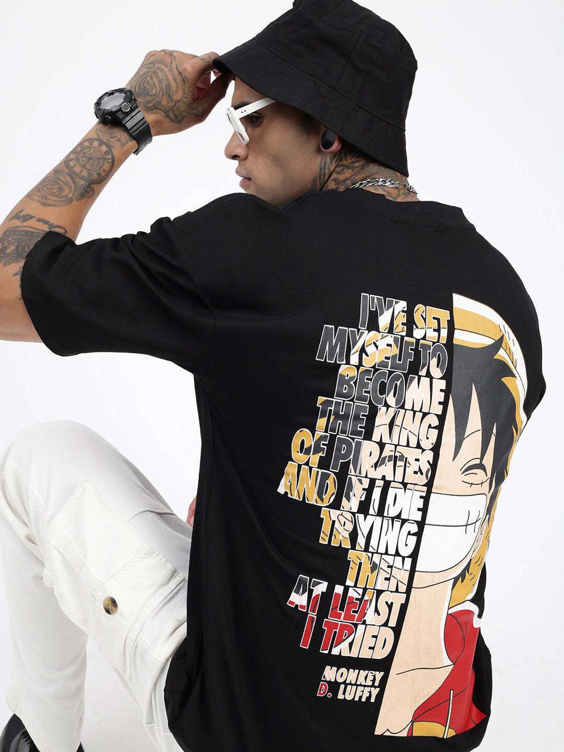 SHOWOFFFF Men Graphic Print Round Neck Cotton Blend Black T-Shirt