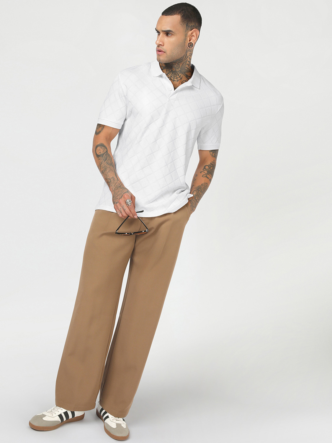 Image of BEWAKOOF Self Design Men Polo Neck White T-Shirt