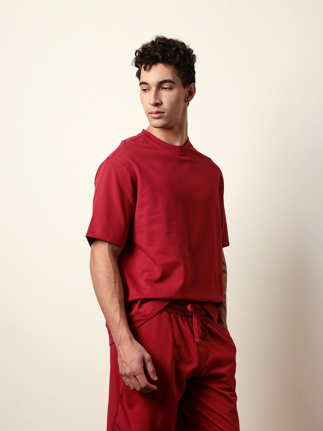 Image of THE BEAR HOUSE Solid Men Round Neck Red T-Shirt