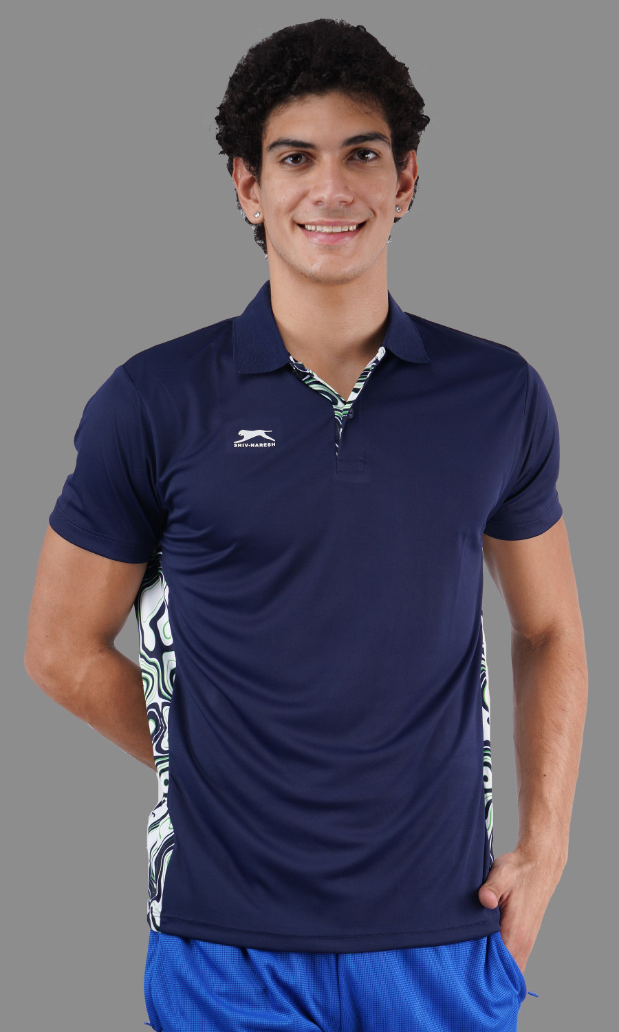 Image of Shiv Naresh Colorblock Men Polo Neck Dark Blue T-Shirt