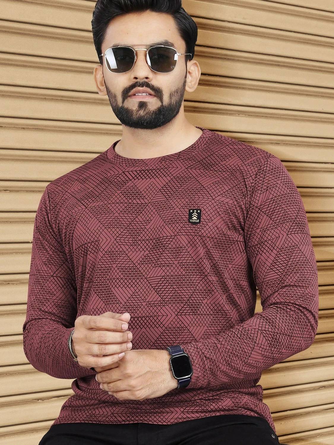 VeBNoR Men Abstract Round Neck Polycotton Pink T-Shirt