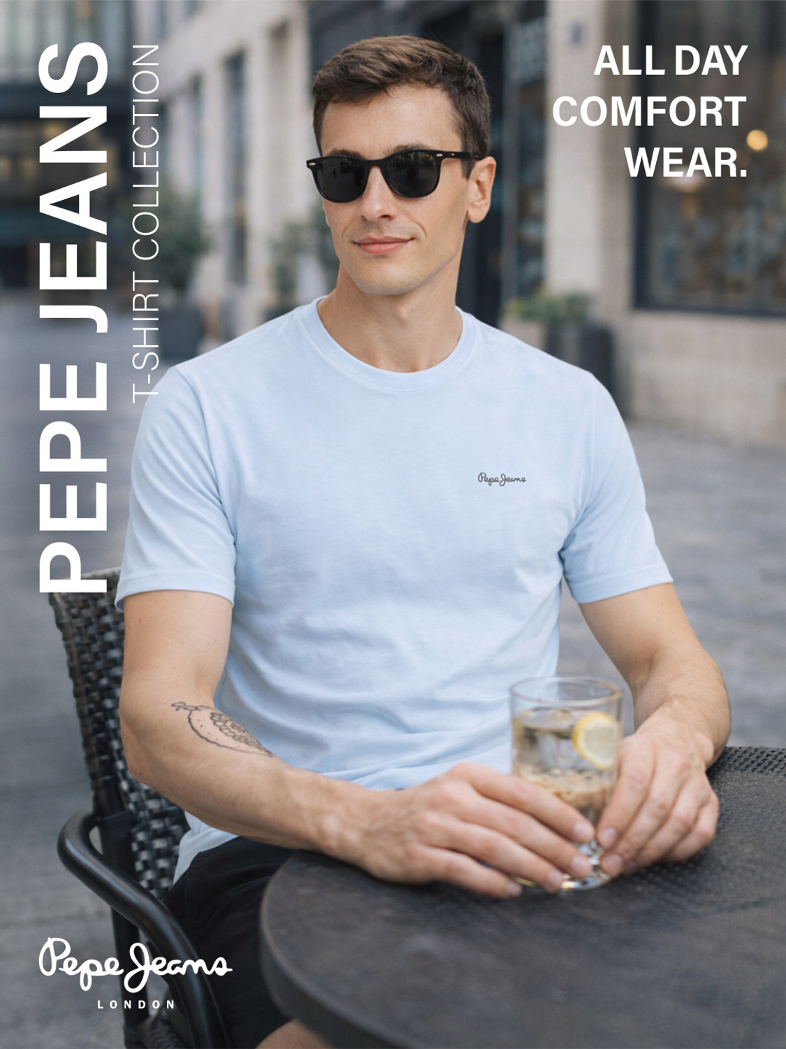 Image of Pepe Jeans Solid Men Round Neck Blue T-Shirt