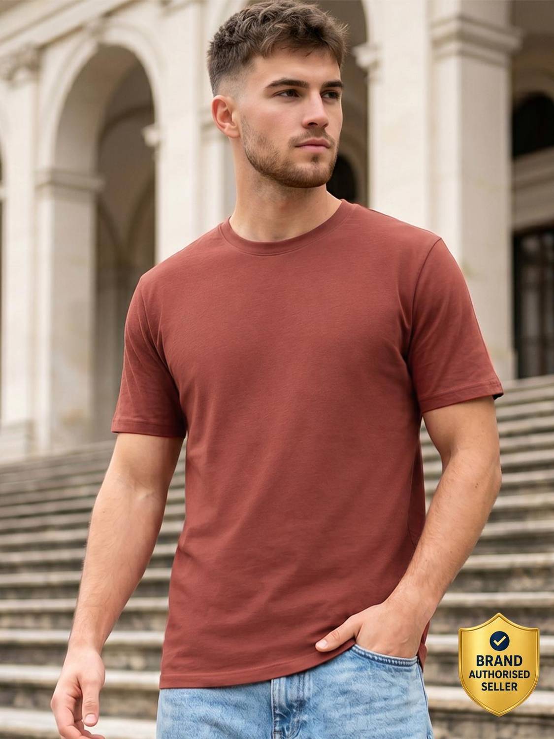 BEWAKOOF Solid Men Round Neck Red T-Shirt