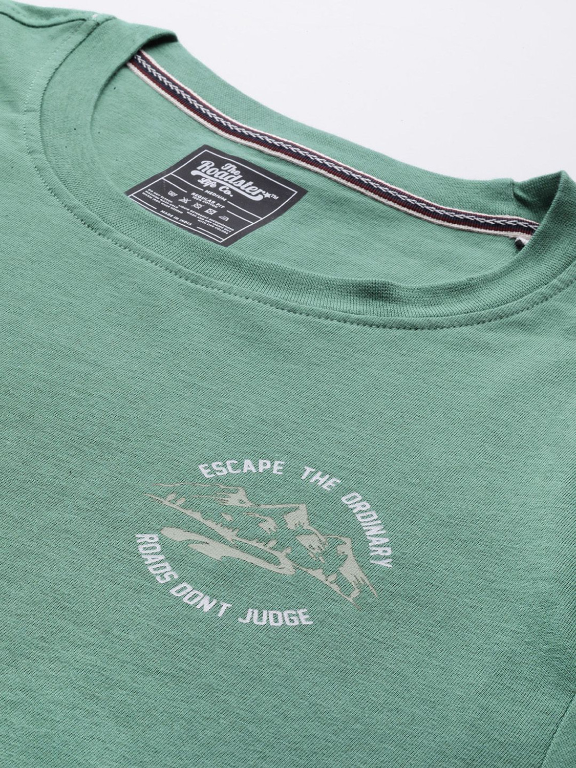 Image of Roadster Solid Men Round Neck Green T-Shirt