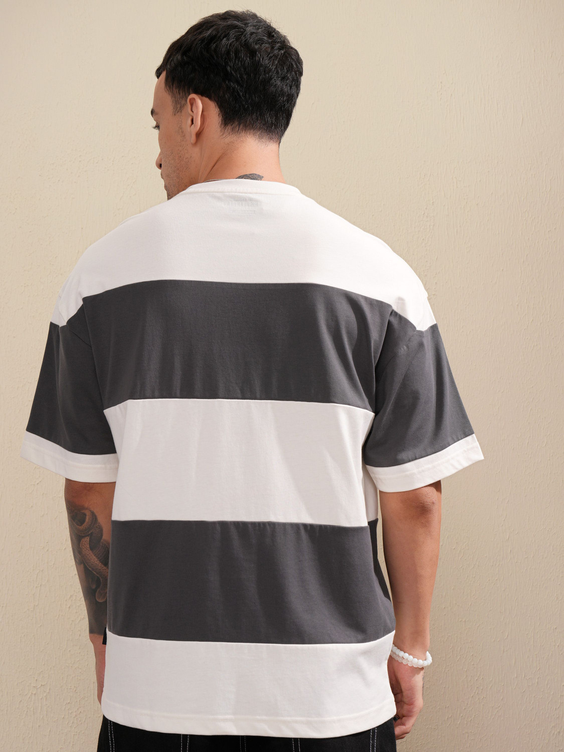 Image of HIGHLANDER Colorblock Men Round Neck White T-Shirt