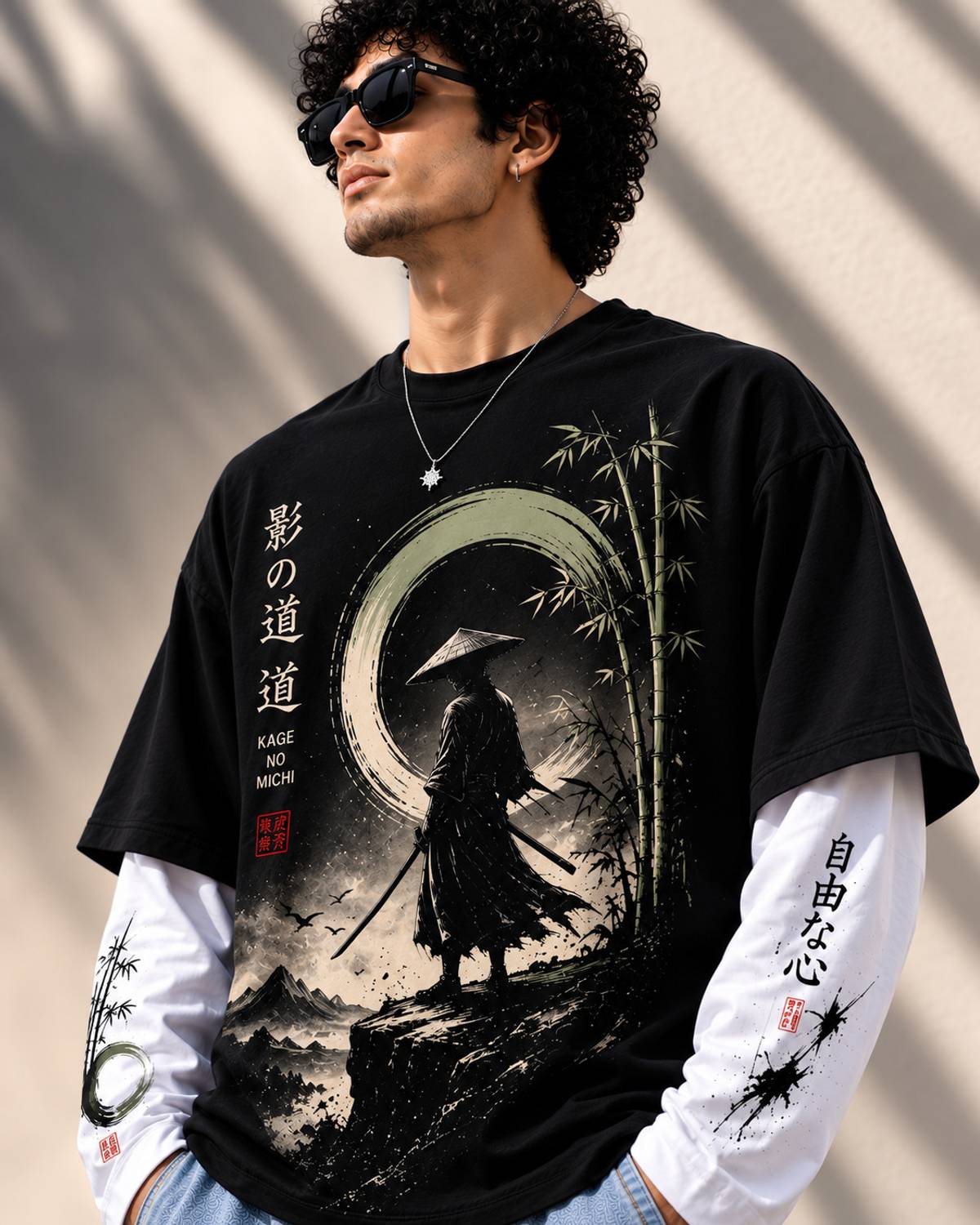 Larren Devis Men Black Round Neck T-Shirt - Image 1
