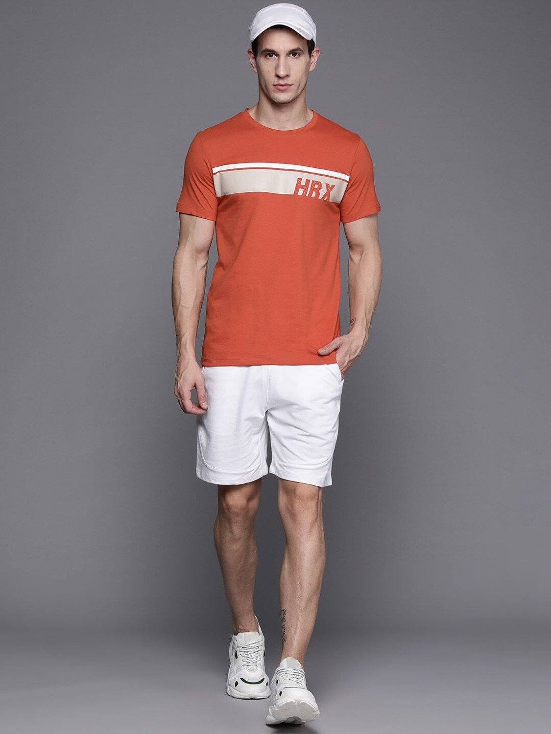 Image of HRX by Hrithik Roshan Printed Men Round Neck Orange T-Shirt