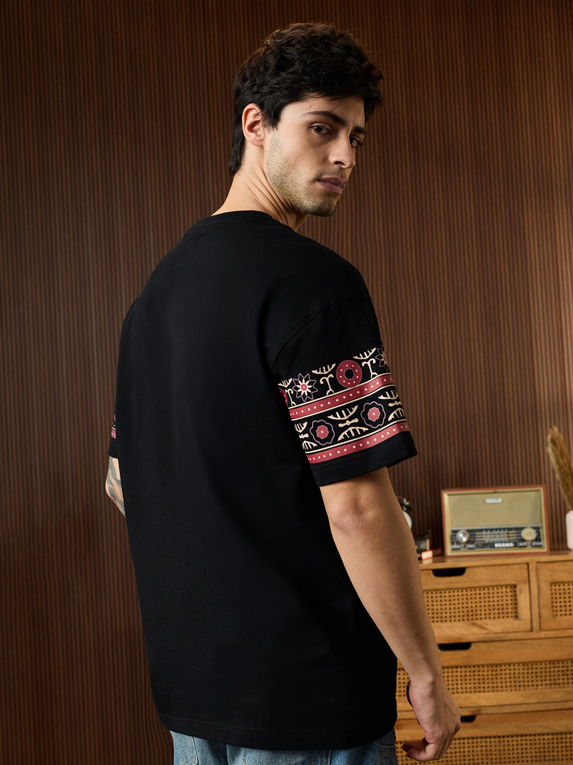 Image of The Souled Store Graphic Print Men Round Neck Black T-Shirt