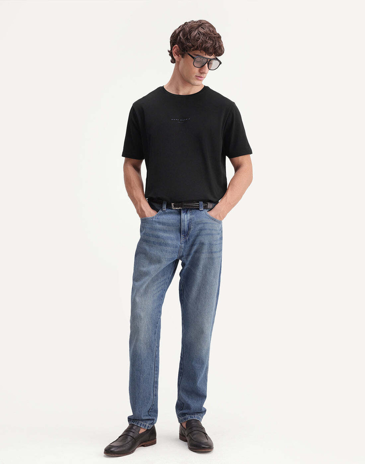 Image of RARE RABBIT Solid Men Crew Neck Black T-Shirt