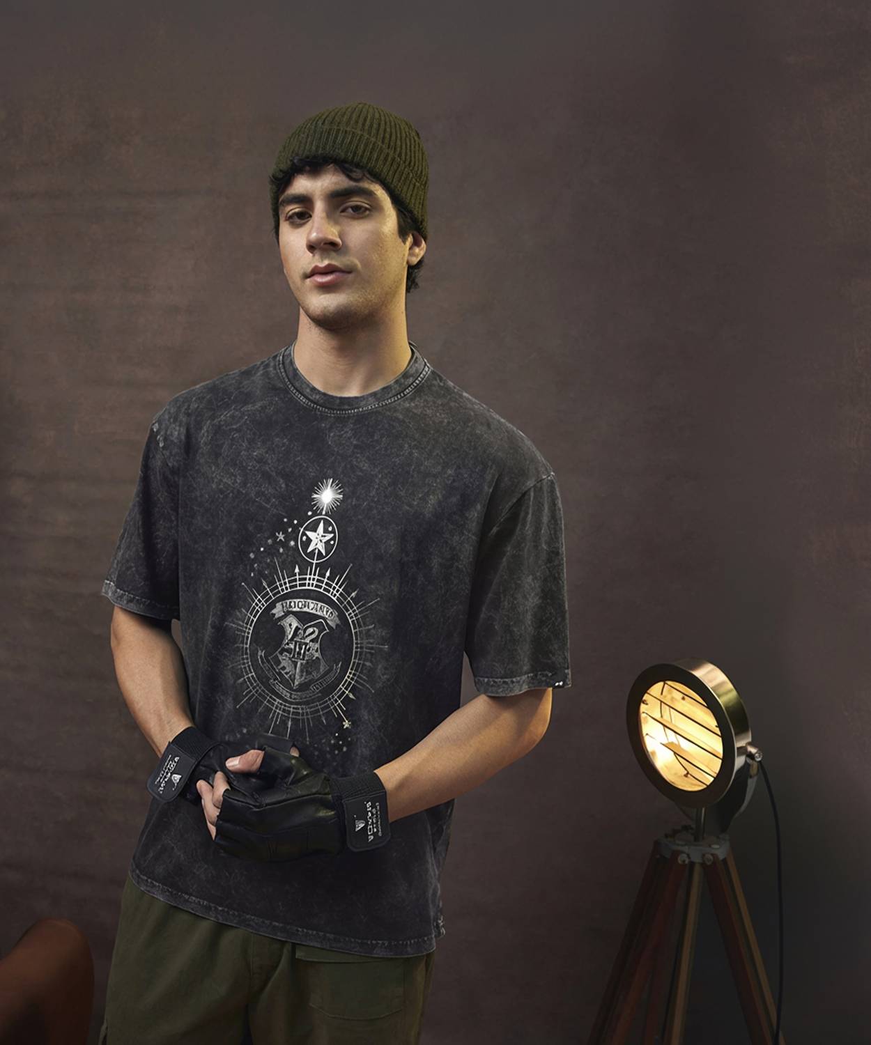 BEWAKOOF Harry Potter Men Graphic Print Round Neck Pure Cotton Bl