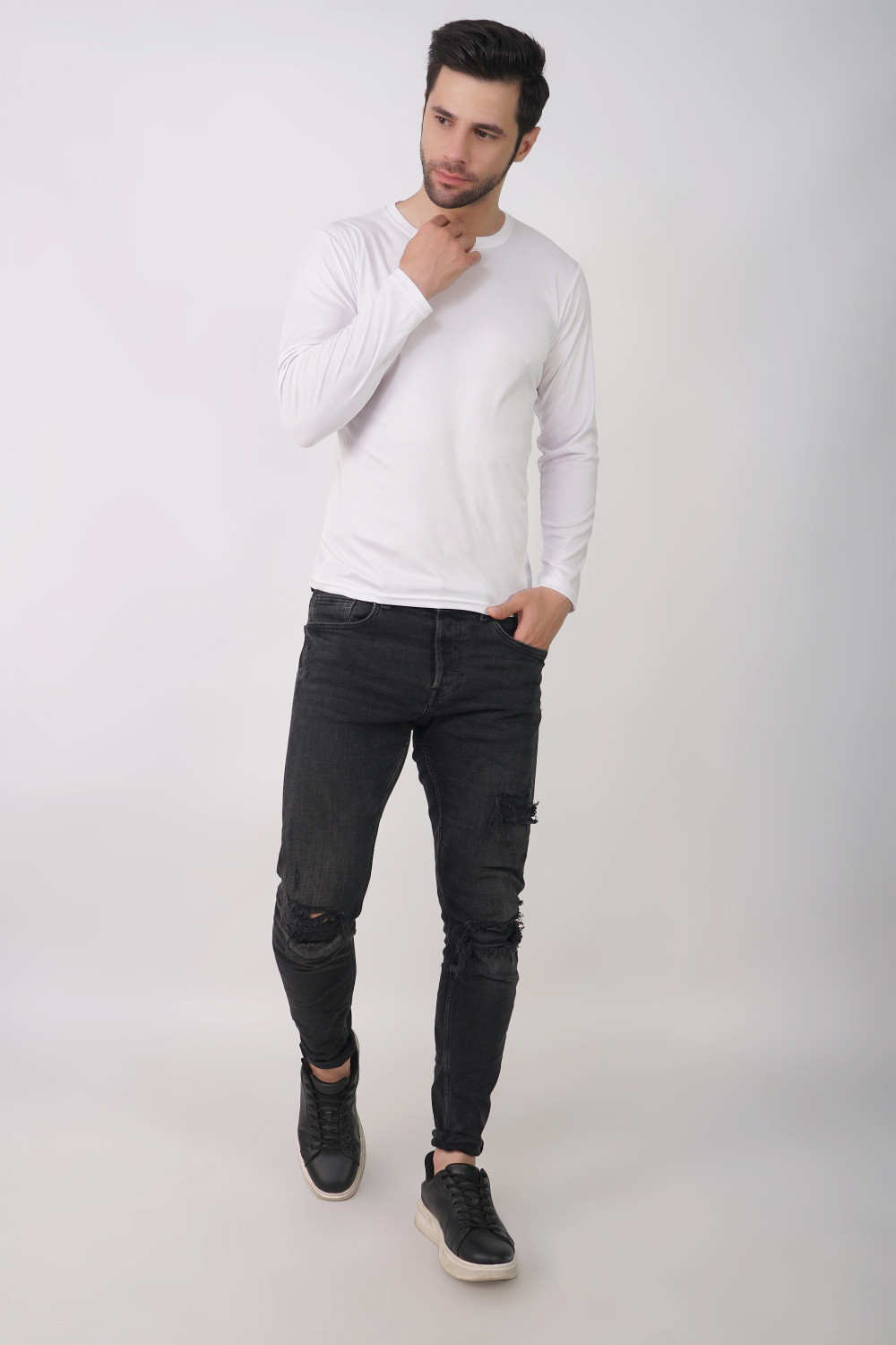 Image of KASPY Solid Men Round Neck White T-Shirt
