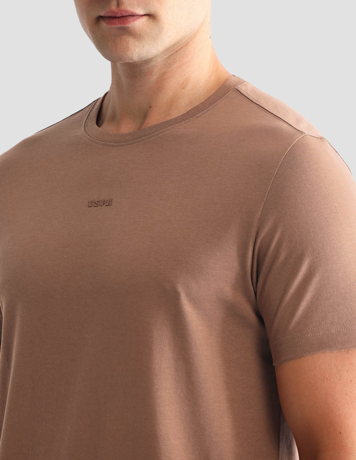 Image of U.S. POLO ASSN. Solid Men Round Neck Beige T-Shirt