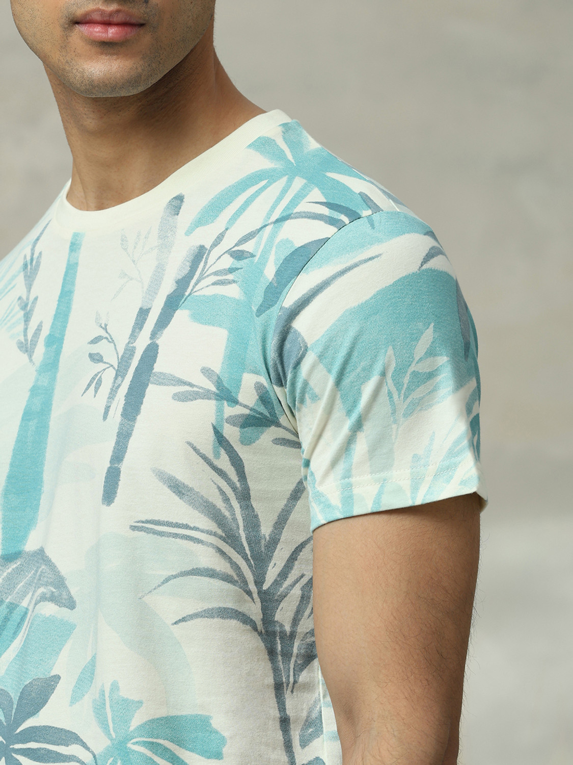 Image of MUFTI Printed Men Round Neck Blue T-Shirt