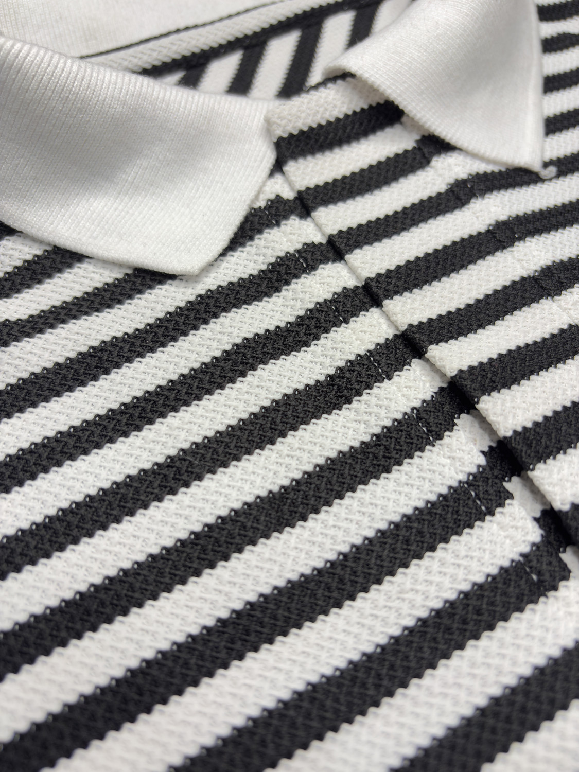 Image of YOUNICK Striped Men Polo Neck Black, White T-Shirt