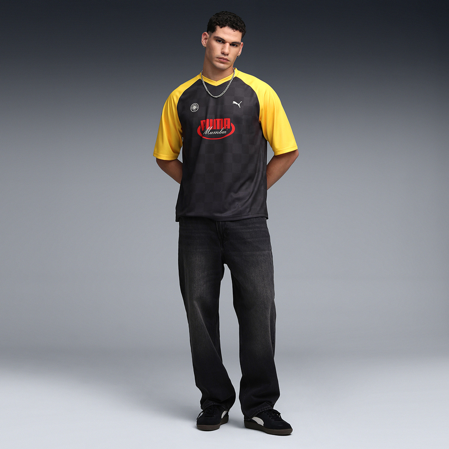 Image of PUMA Colorblock Men V Neck Black T-Shirt