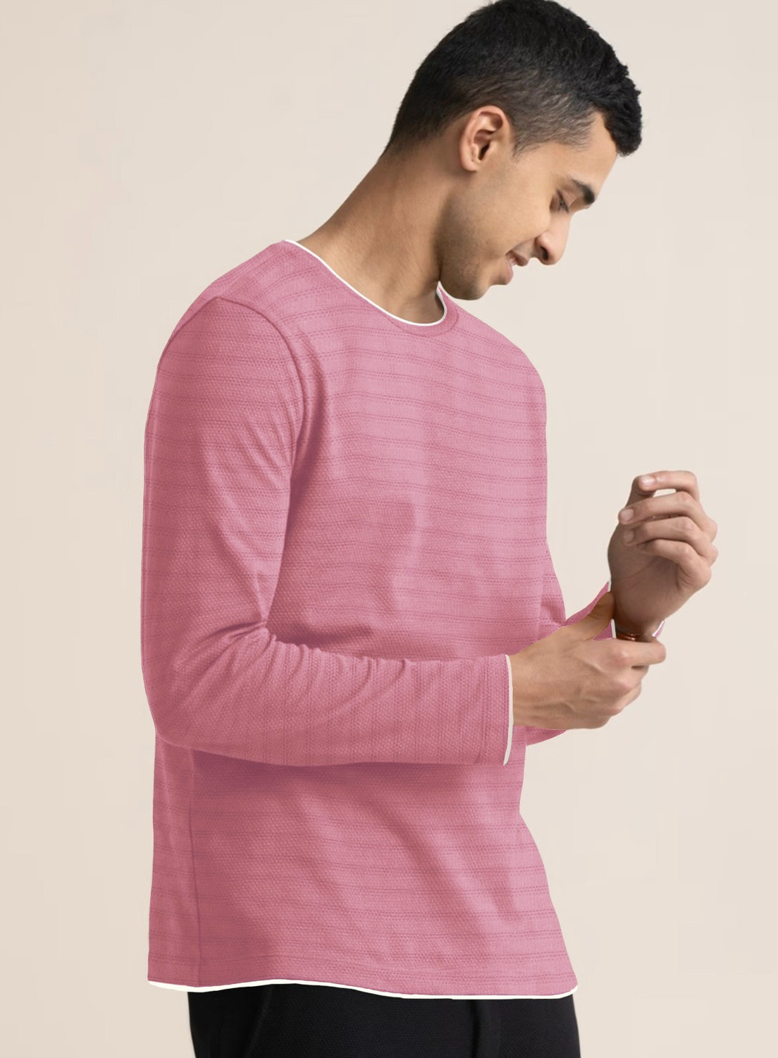 Image of THE DRY STATE Solid Men Round Neck Pink T-Shirt