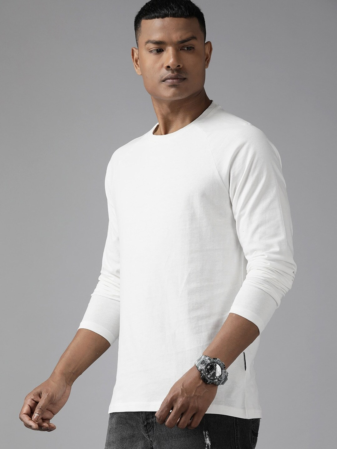 Image of Roadster Solid Men Round Neck White T-Shirt