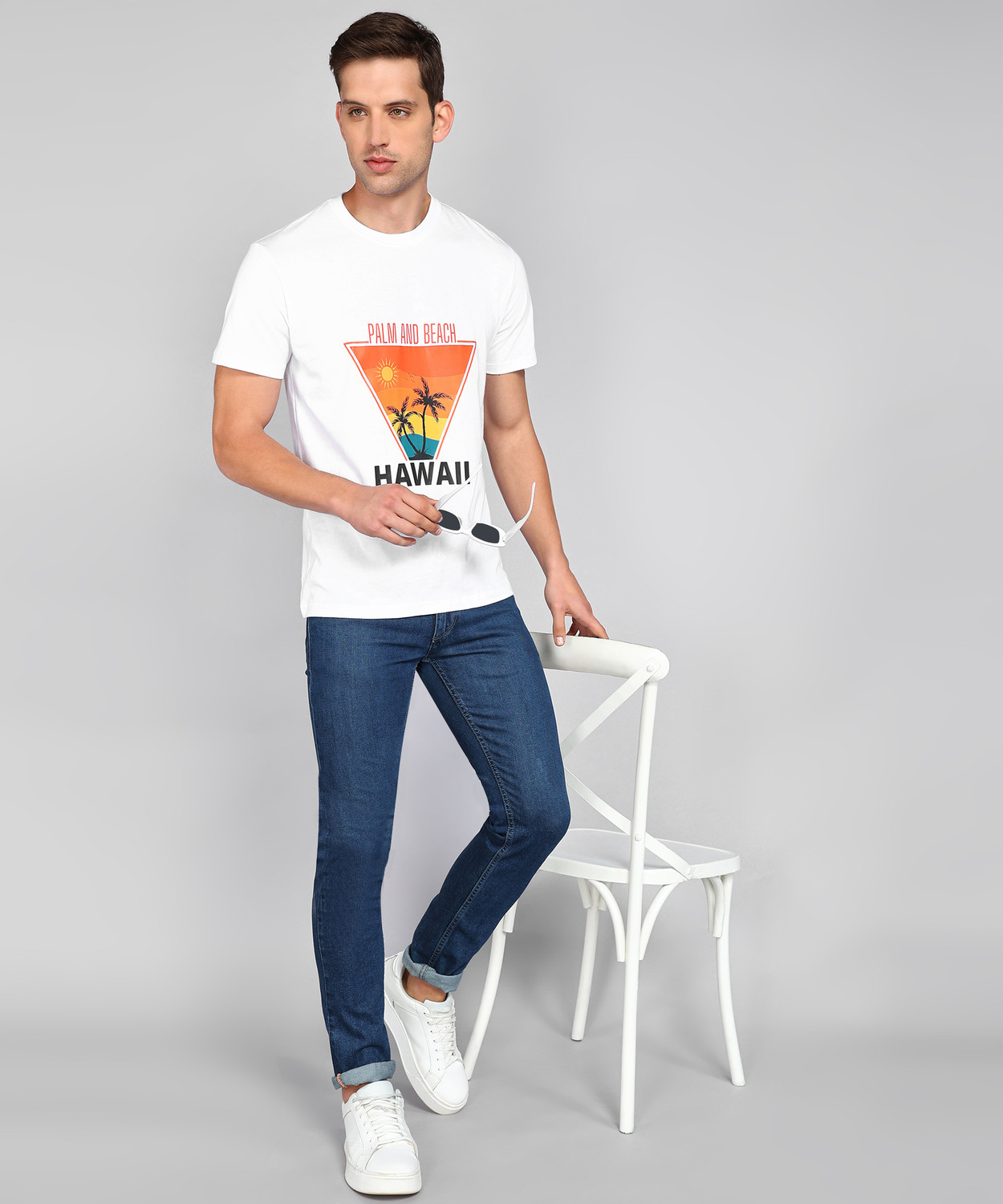 Image of Thumb Print Printed Men Round Neck White T-Shirt