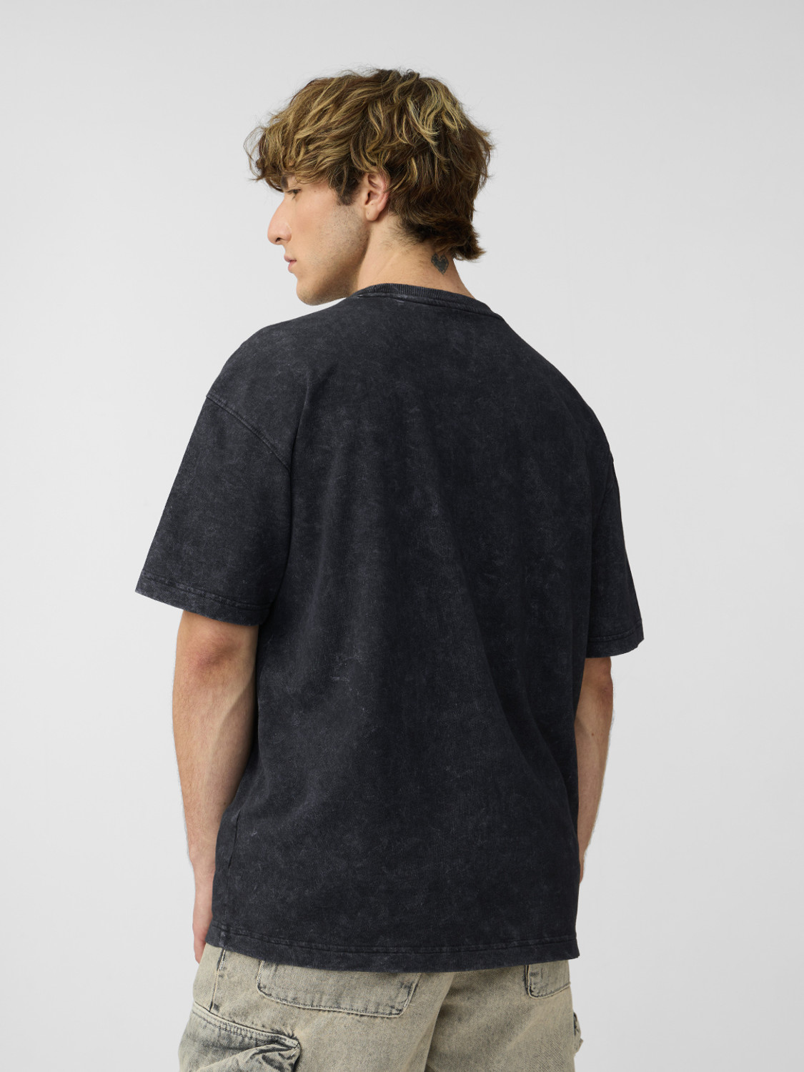 Image of The Souled Store Superhero Men Round Neck Black T-Shirt