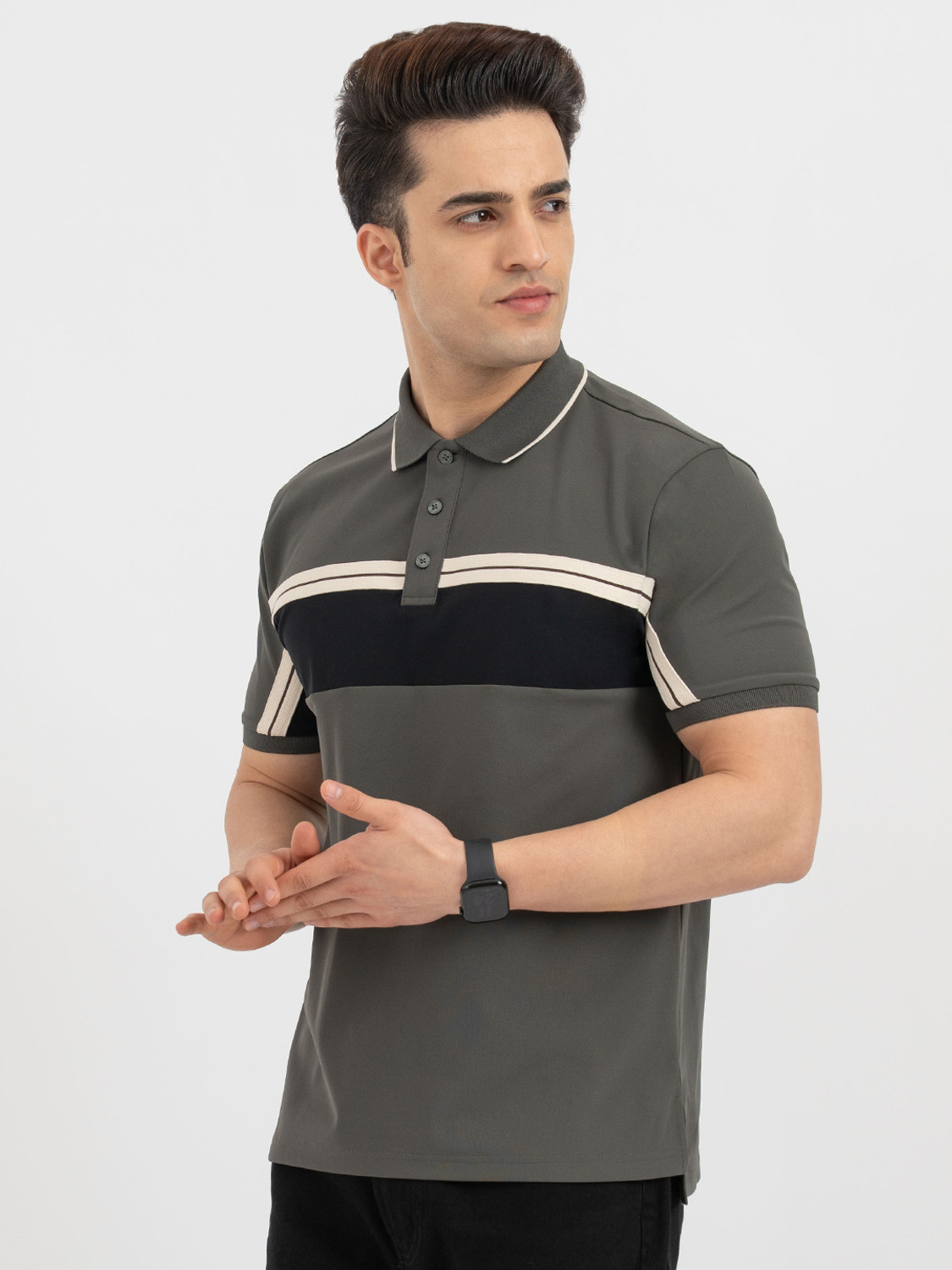 Image of RED TAPE Solid Men Polo Neck Green T-Shirt