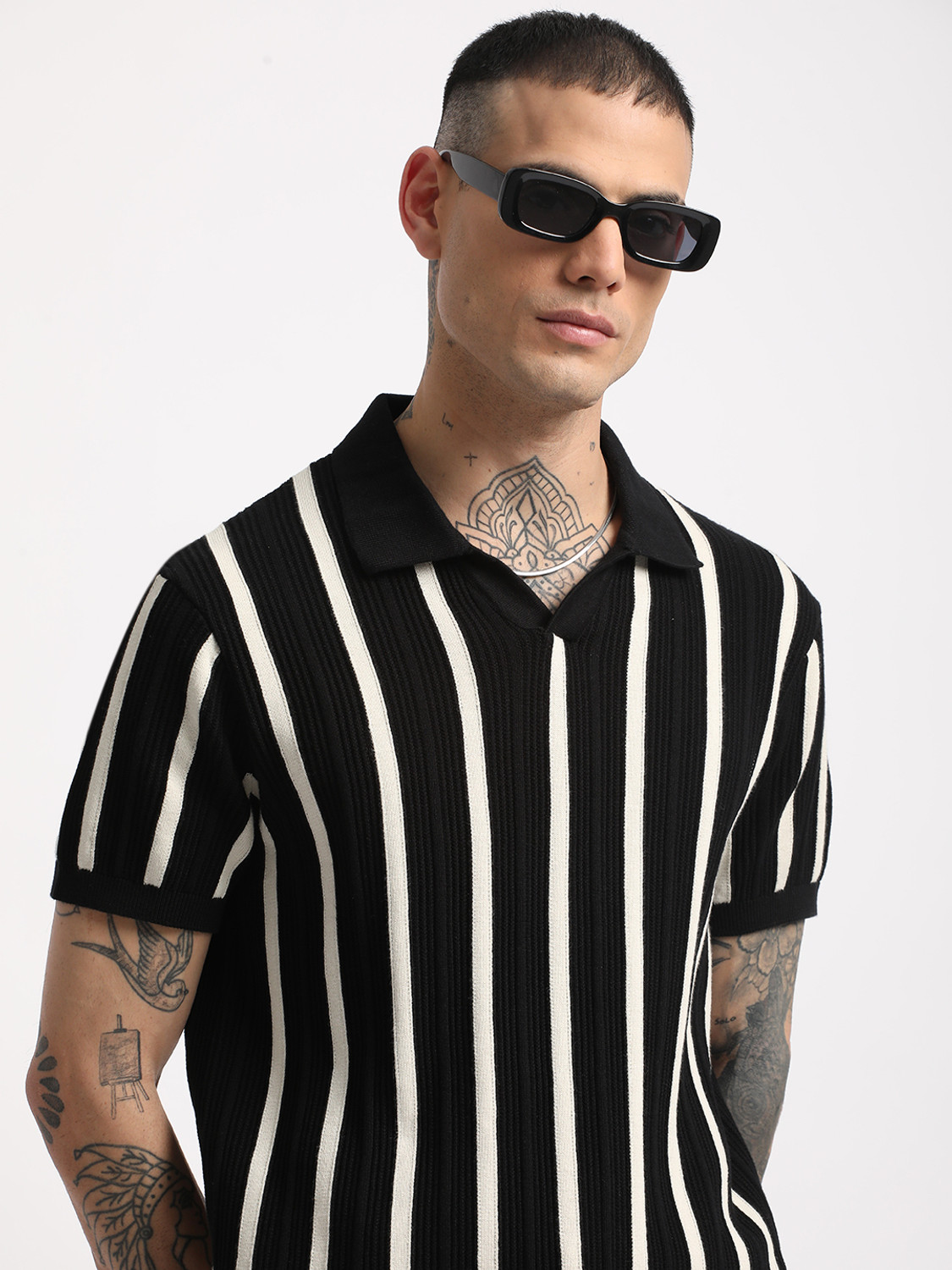 Image of THE BEAR HOUSE Striped Men Polo Neck Black T-Shirt