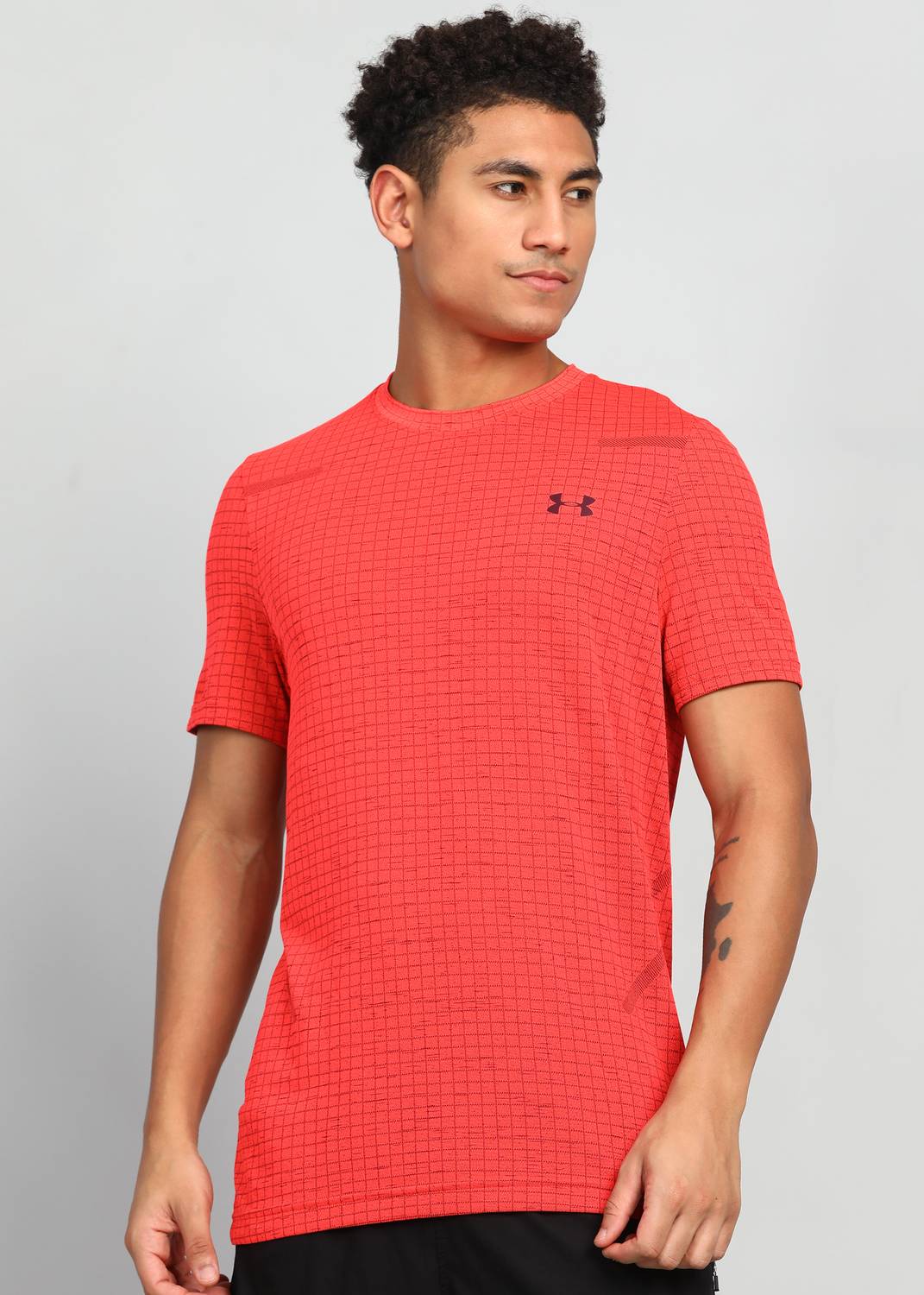 UNDER ARMOUR Checkered Men Round Neck Red T-Shirt - Buy UNDER