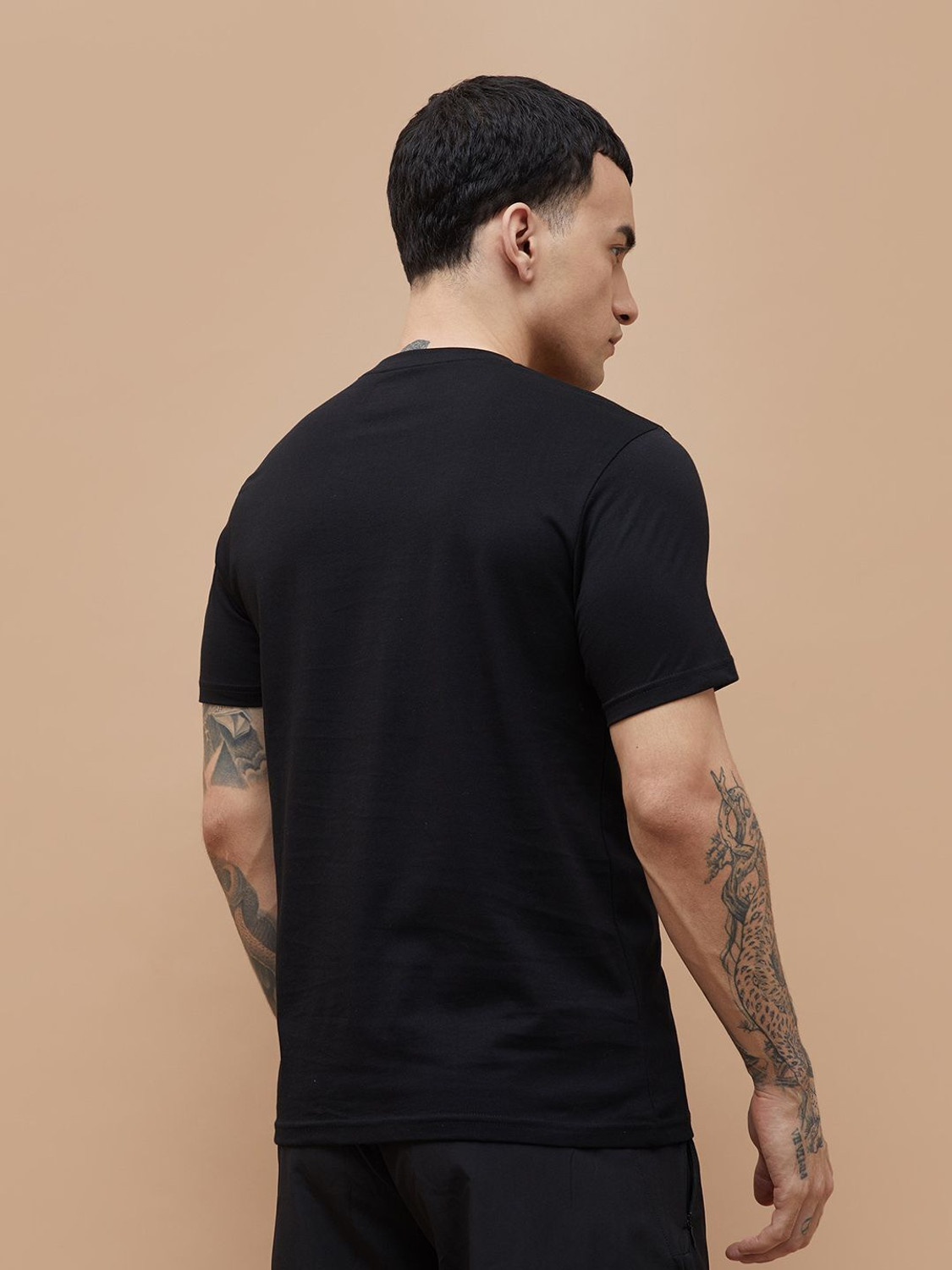 Image of Kappa Solid Men Round Neck Black T-Shirt