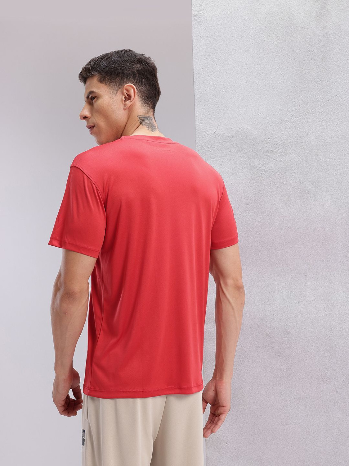 Image of HRX by Hrithik Roshan Printed Men Round Neck Red T-Shirt