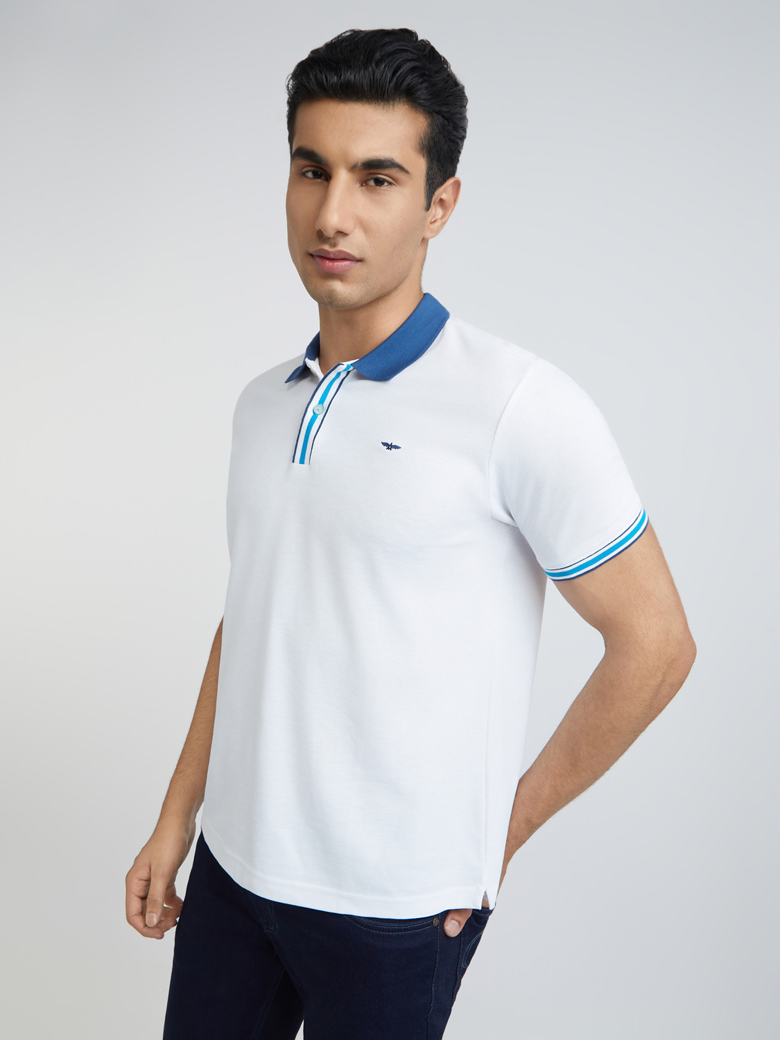 Image of PARK AVENUE Solid Men Polo Neck White T-Shirt