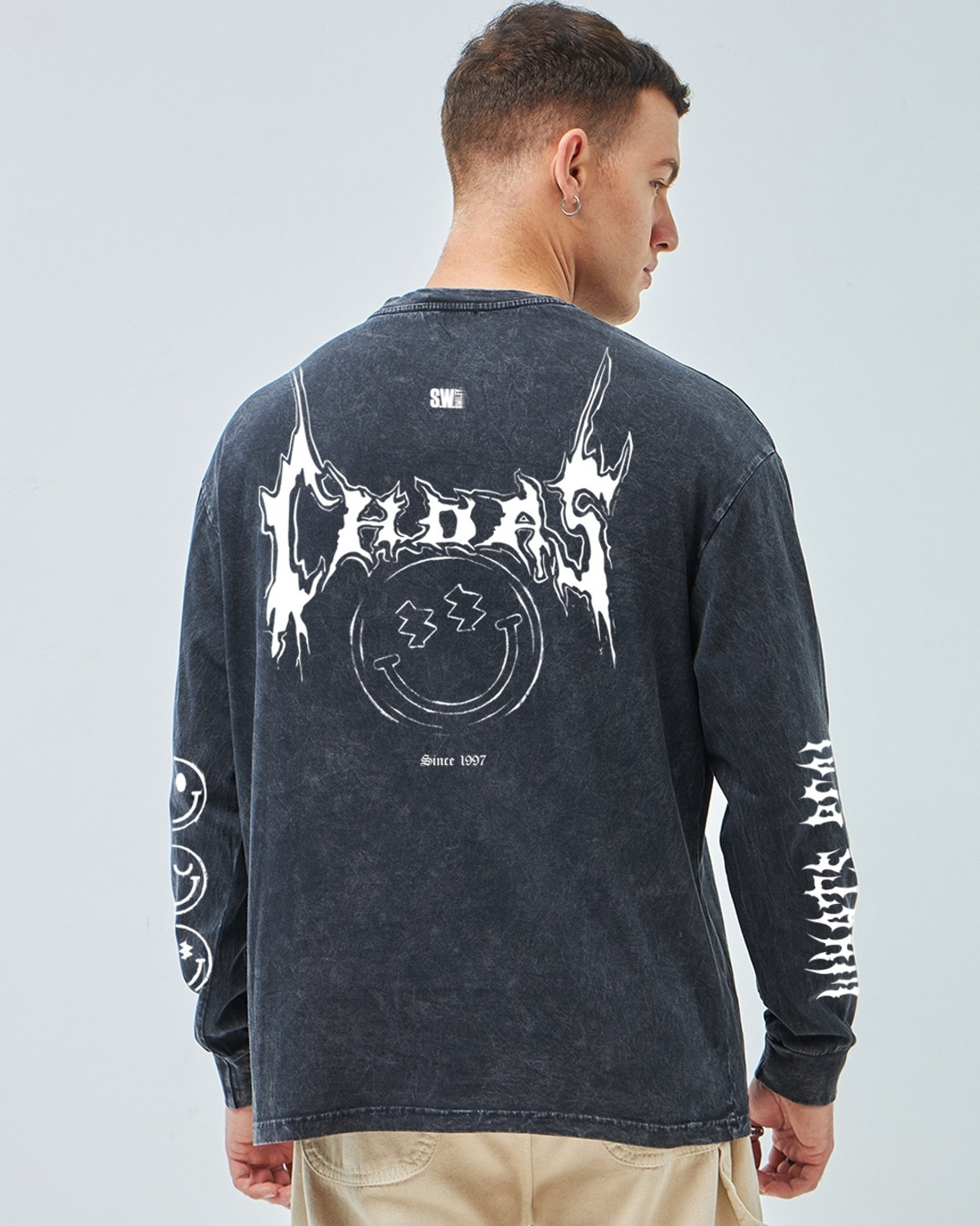Image of BEWAKOOF Graphic Print Men Round Neck Black T-Shirt