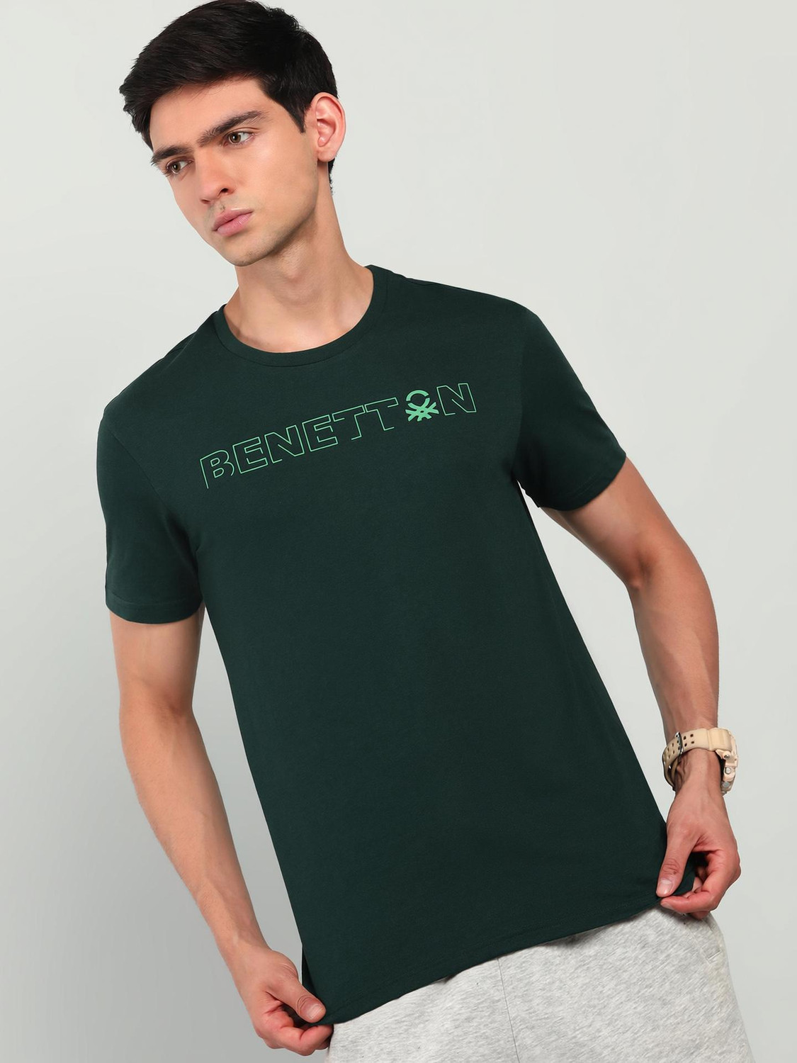 Image of United Colors of Benetton Typography Men Round Neck Dark Green T-Shirt