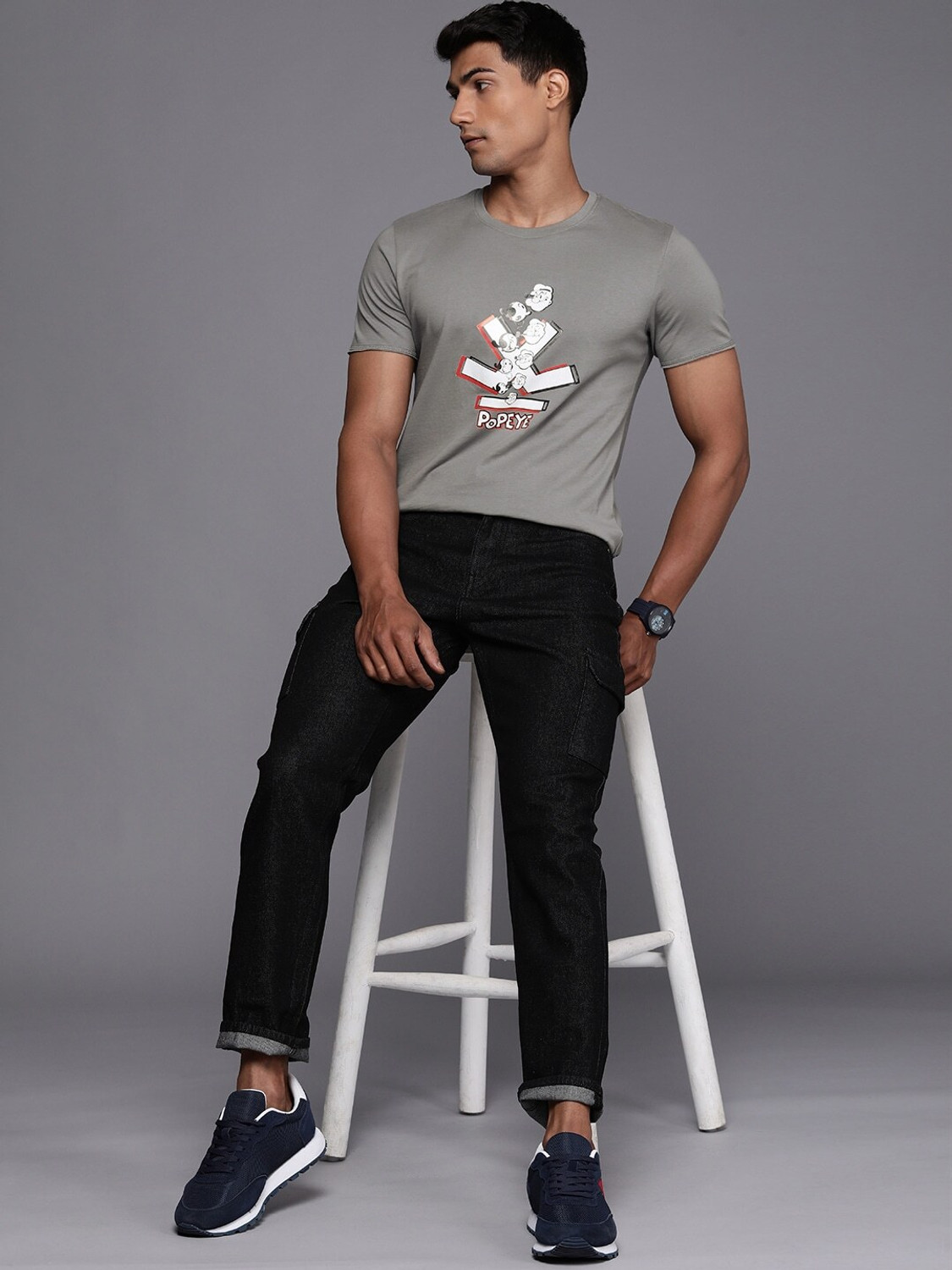Image of WROGN Solid Men Crew Neck Grey T-Shirt