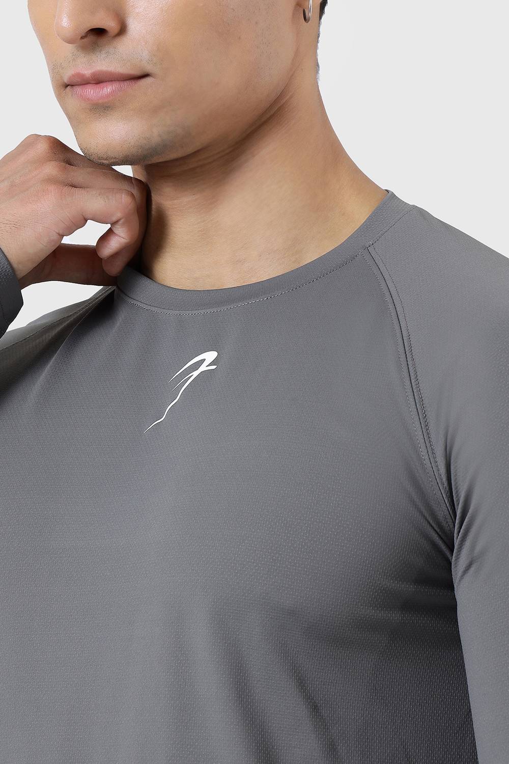 FuaarK Solid Men Crew Neck Grey T-Shirt - Image 4