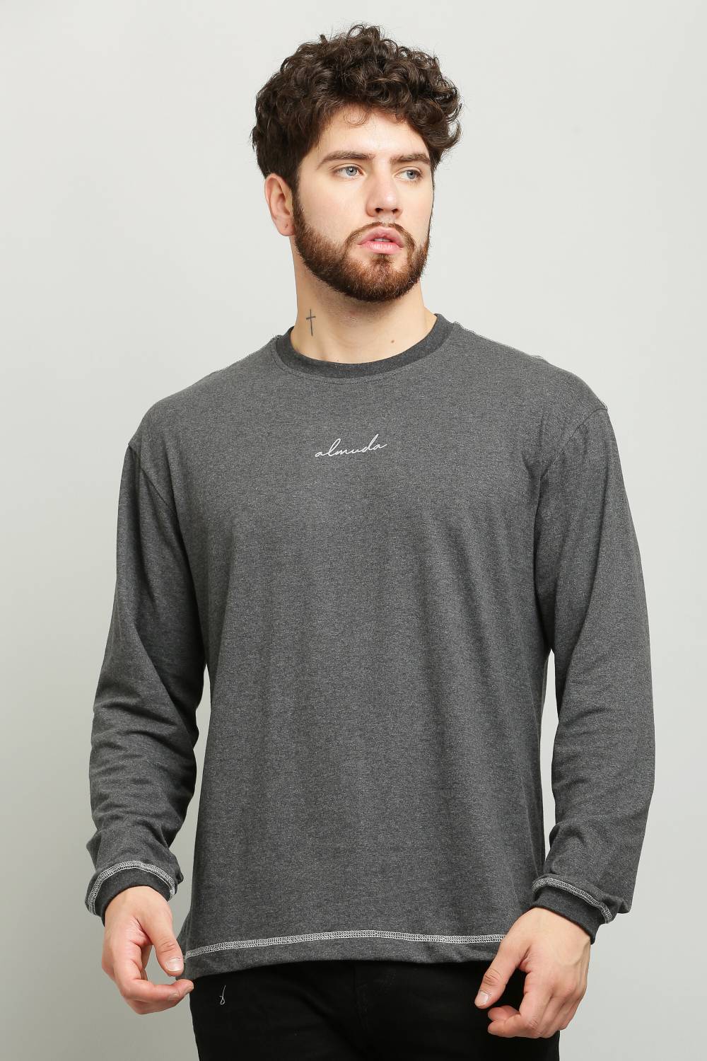 ALMUDA Men Solid Round Neck Pure Cotton Grey T-Shirt