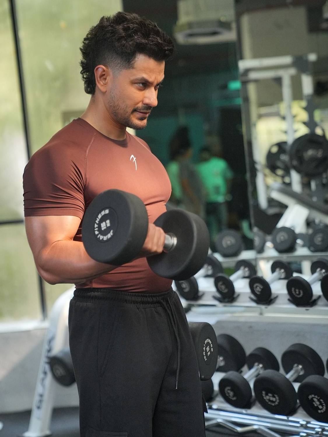 FuaarK Men Solid Round Neck Reversible Polyester Brown T-Shirt