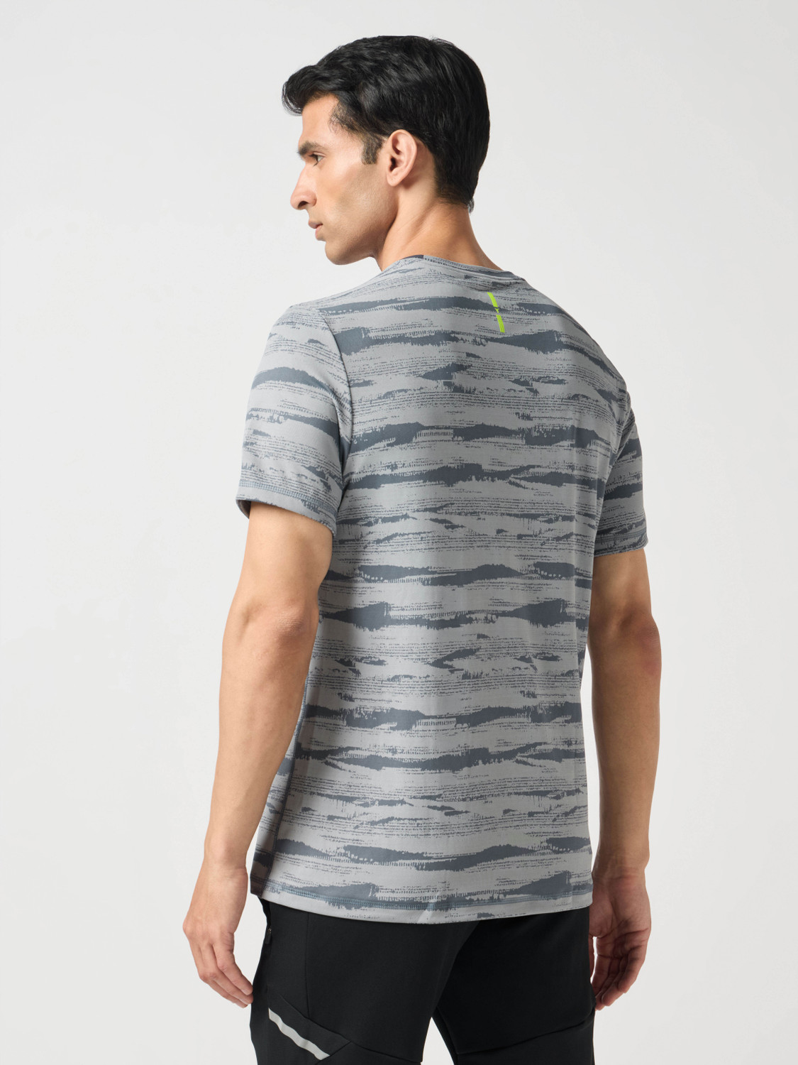 Image of TECHNOSPORT Striped Men Round Neck Blue T-Shirt
