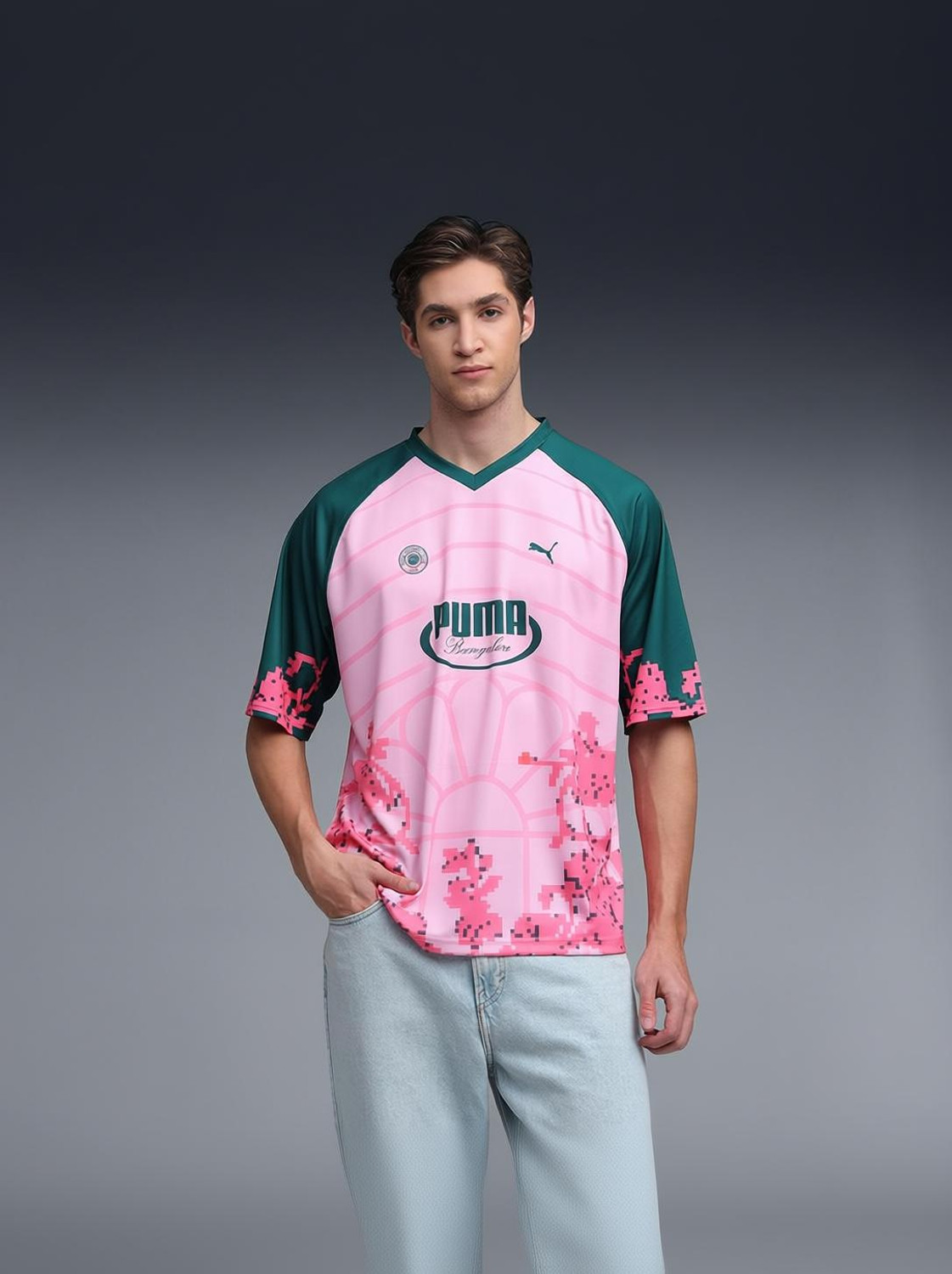 PUMA Colorblock Men V Neck Pink T-Shirt
