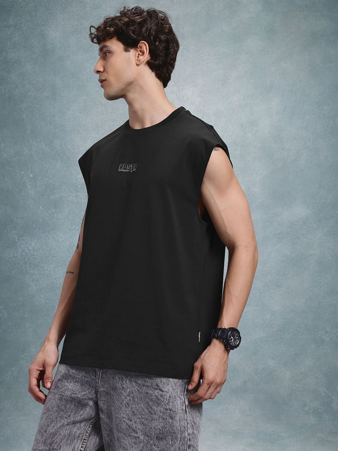 Image of Roadster Solid Men Round Neck Black T-Shirt