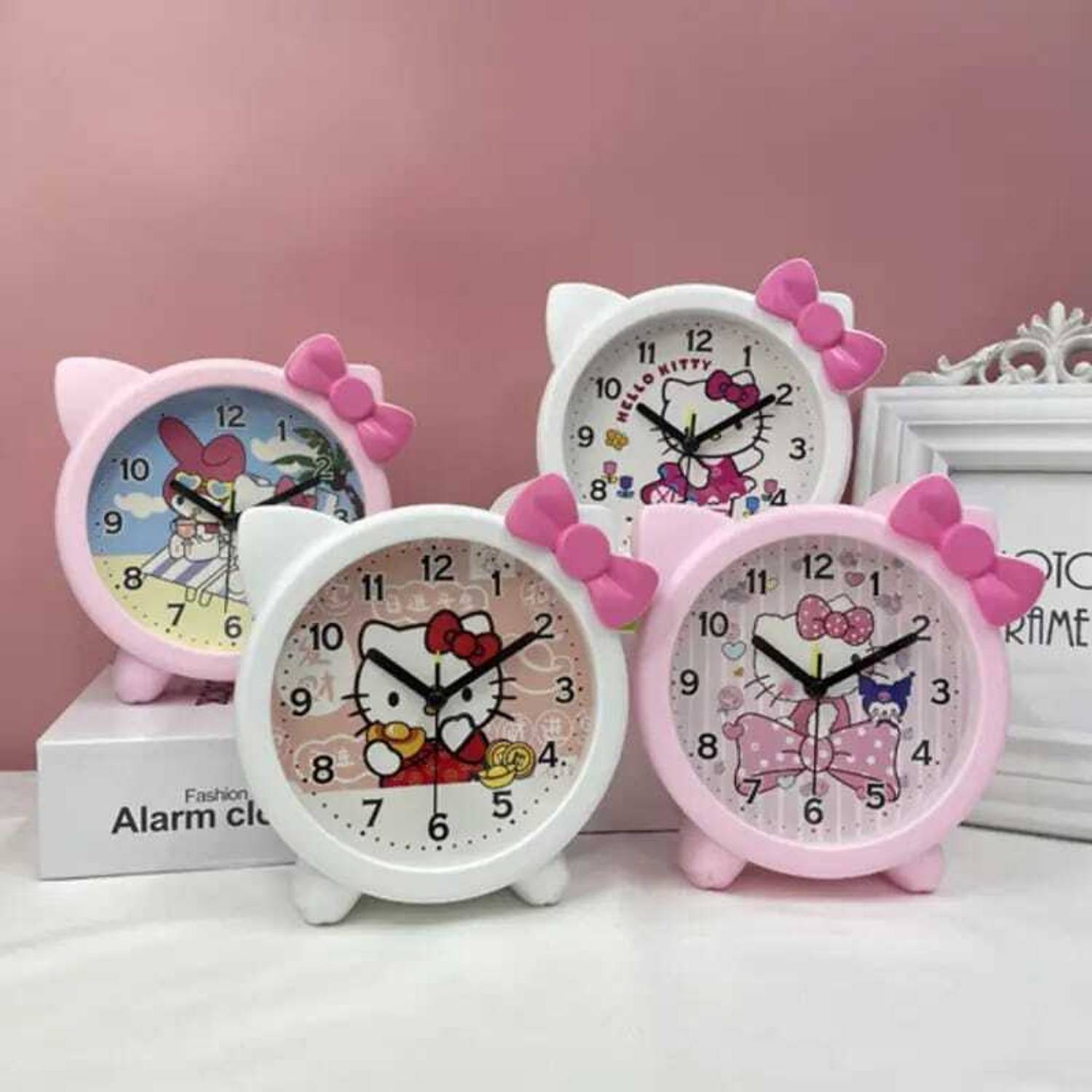 hello-kitty-alarm-clock-get-