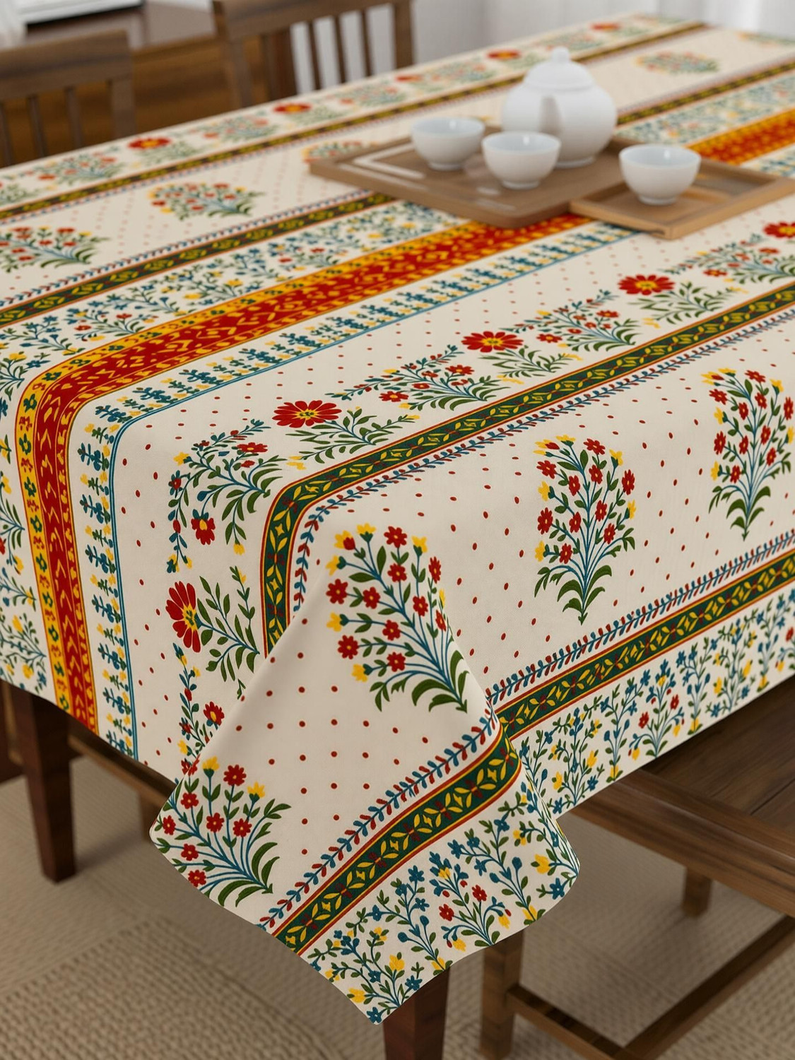 Image of HappyKraft Polyester, Cotton 4 Seater Printed Table Cover